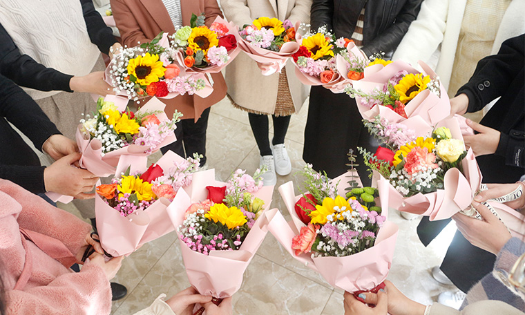 愛在三八節(jié)，情暖半邊天——濟(jì)南賽成為女員工送上節(jié)日祝福